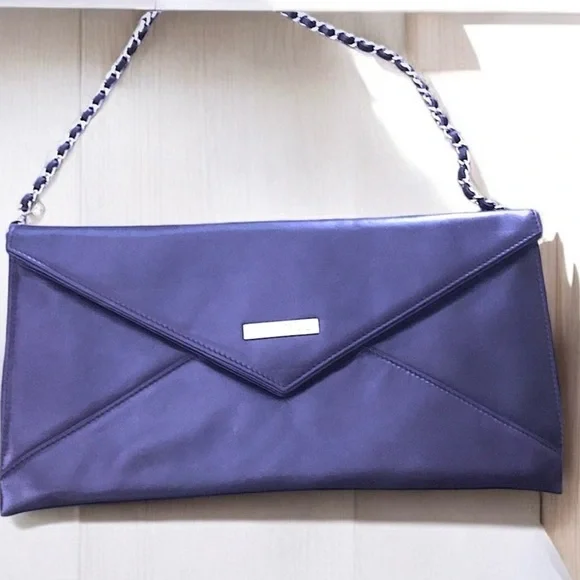 Chanel Purse Clutch Vintage Mademoiselle - Picture 2 of 3